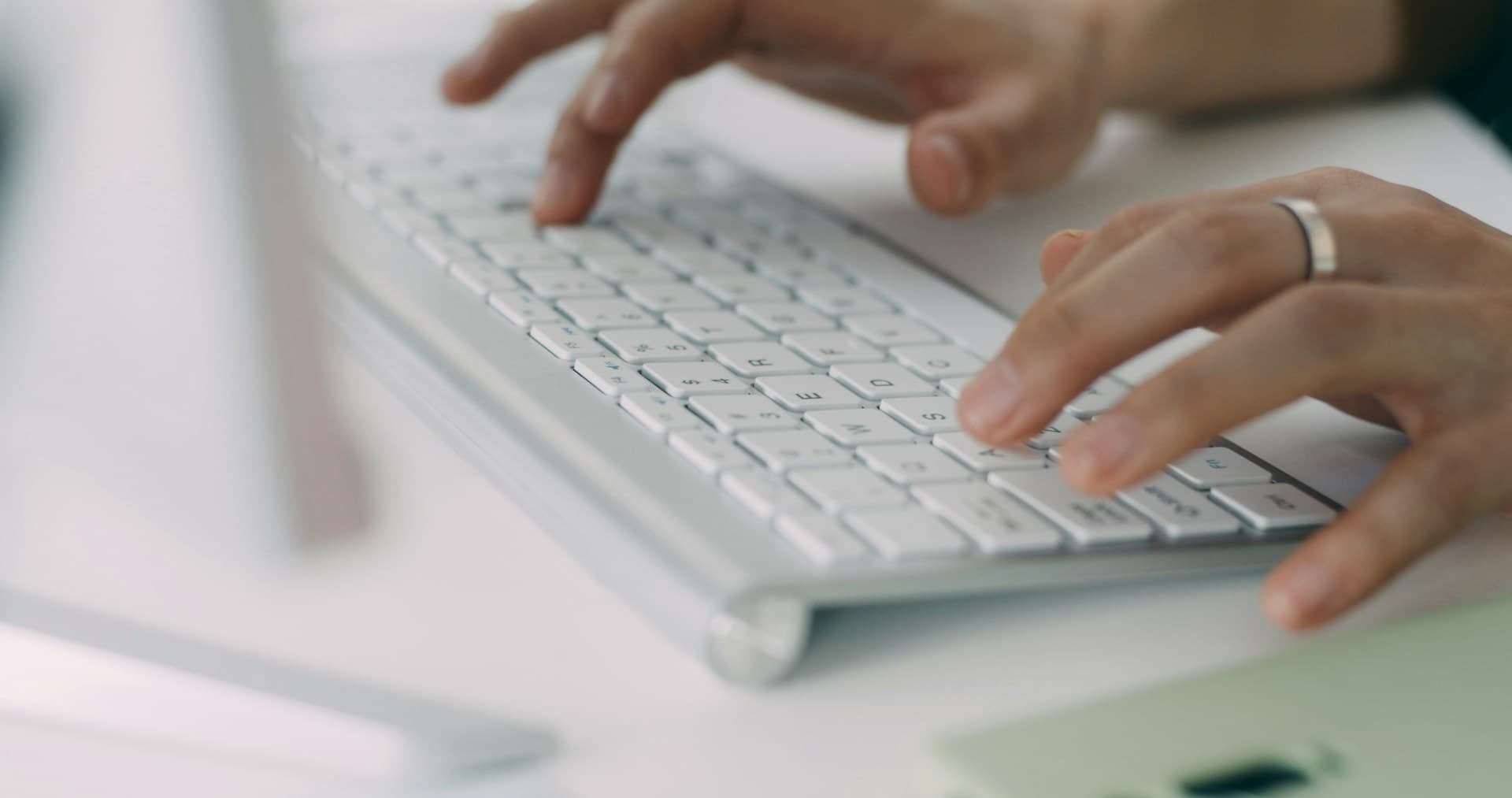 Jak szybko uzyskać pomoc medyczną online – sprawdzone sposoby na kontakt z lekarzem bez czekania