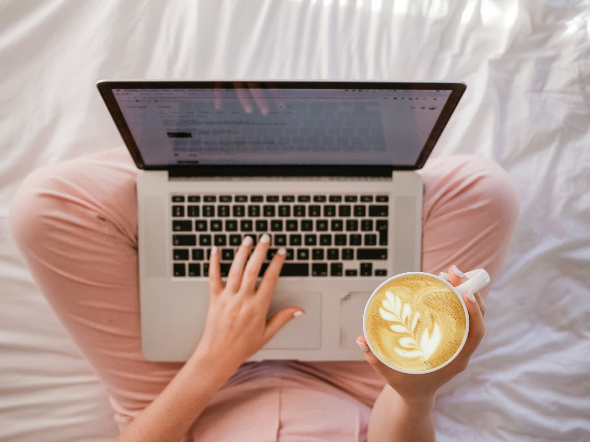Lekarz online w weekend – gdzie uzyskać pomoc, receptę i poradę poza dniami pracy przychodni