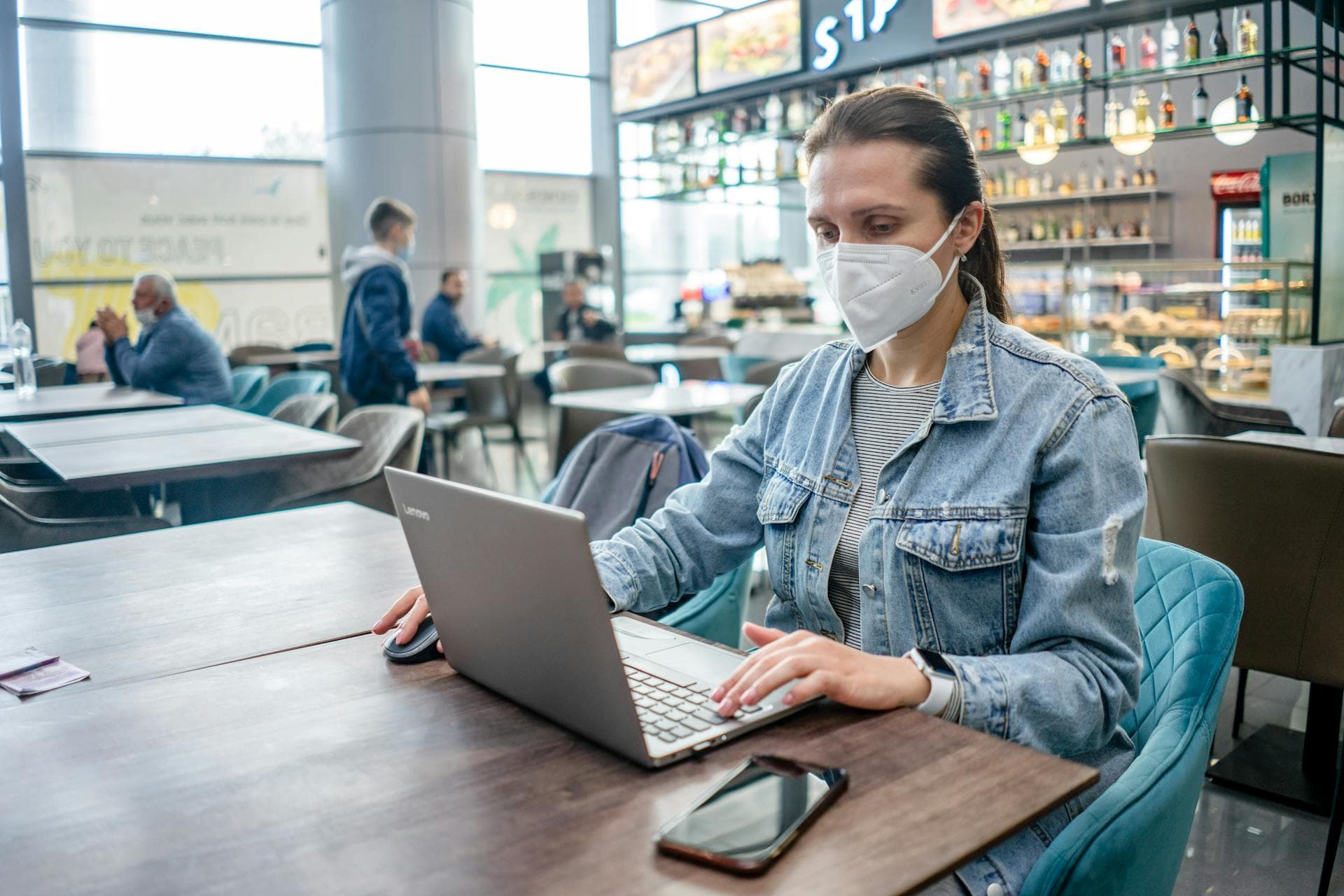 Najczęstsze obawy pacjentów przed teleporadą. Co jest uzasadnione, a co można rozwiązać